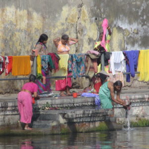 laviamo i panni nel Gange