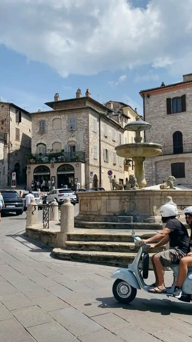 Sono tornate le Cartoline da Firenze!
E’ partita ora la cartolina di settembre dedicata a una realtà bellissima oltre che importante 🫶🏻
Controllate la posta 📮 

#cartolinedafirenze #newsletter